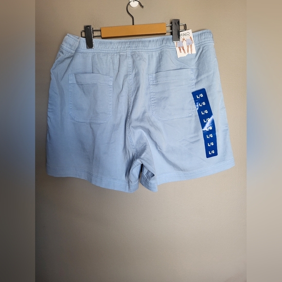 NEW- Buffalo David Bitton Sky Blue Women's Cargo Shorts, Size Large - Picture 2 of 6